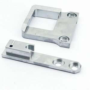 0659 20040 NEEDLE PLATE 0659 210030 FEED DOG FOR DURKOPP ADLER 669