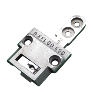 069001330 069002680 KH69R INDUSTRIAL NEEDLE PLATE AND FEED DOG FOR DURKOPP ADLER 69